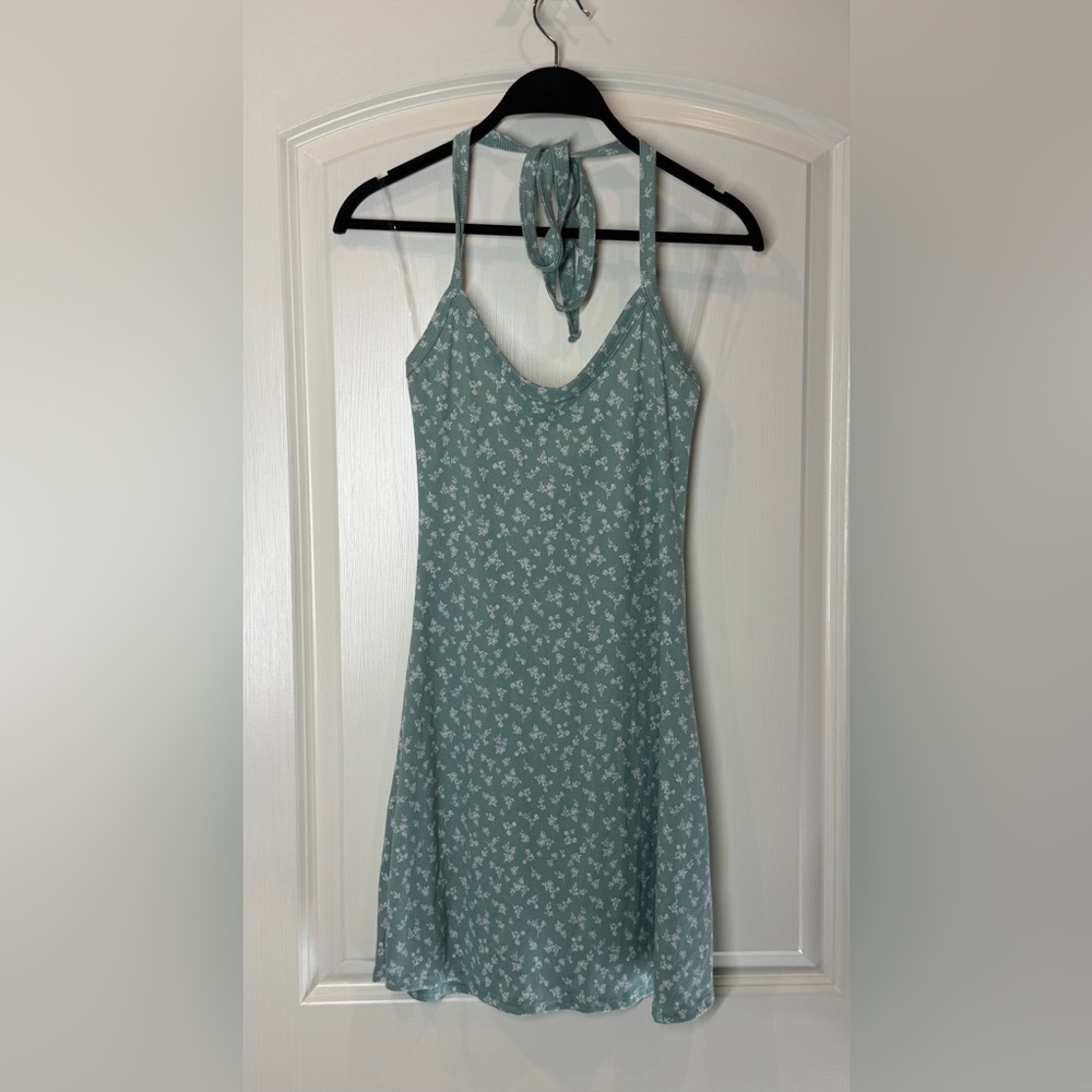 See You Sunday Green and White floral cottagecore print halter mini dress small